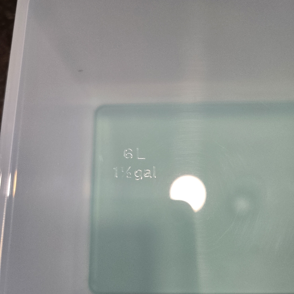 Tupperware Small Carryall - Picture 4 of 4